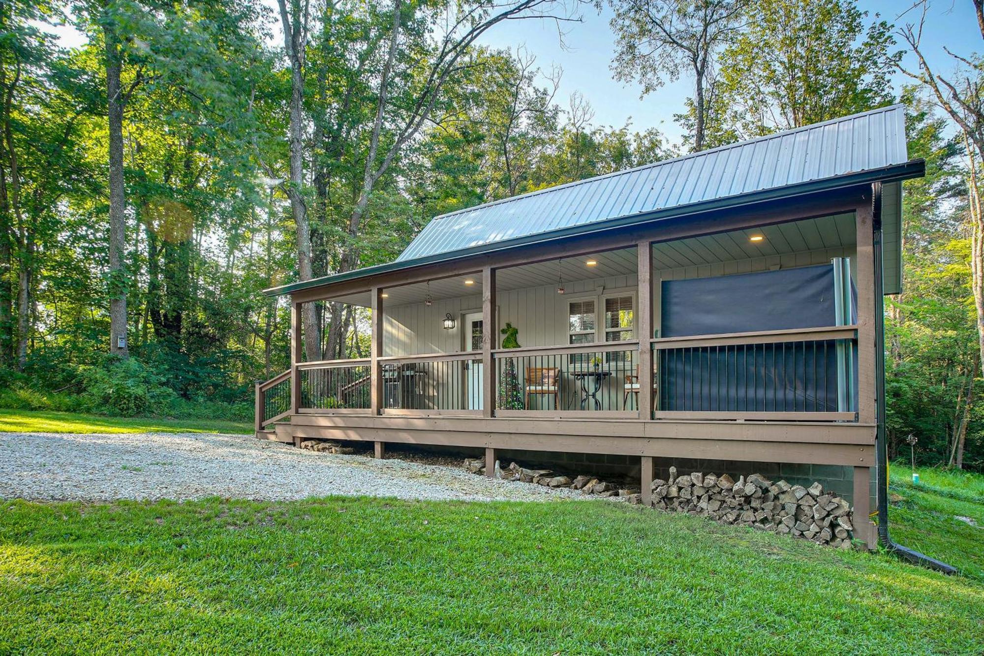 Idyllic Cabin In The Heart Of Hocking Hills Rockbridge Eksteriør bilde