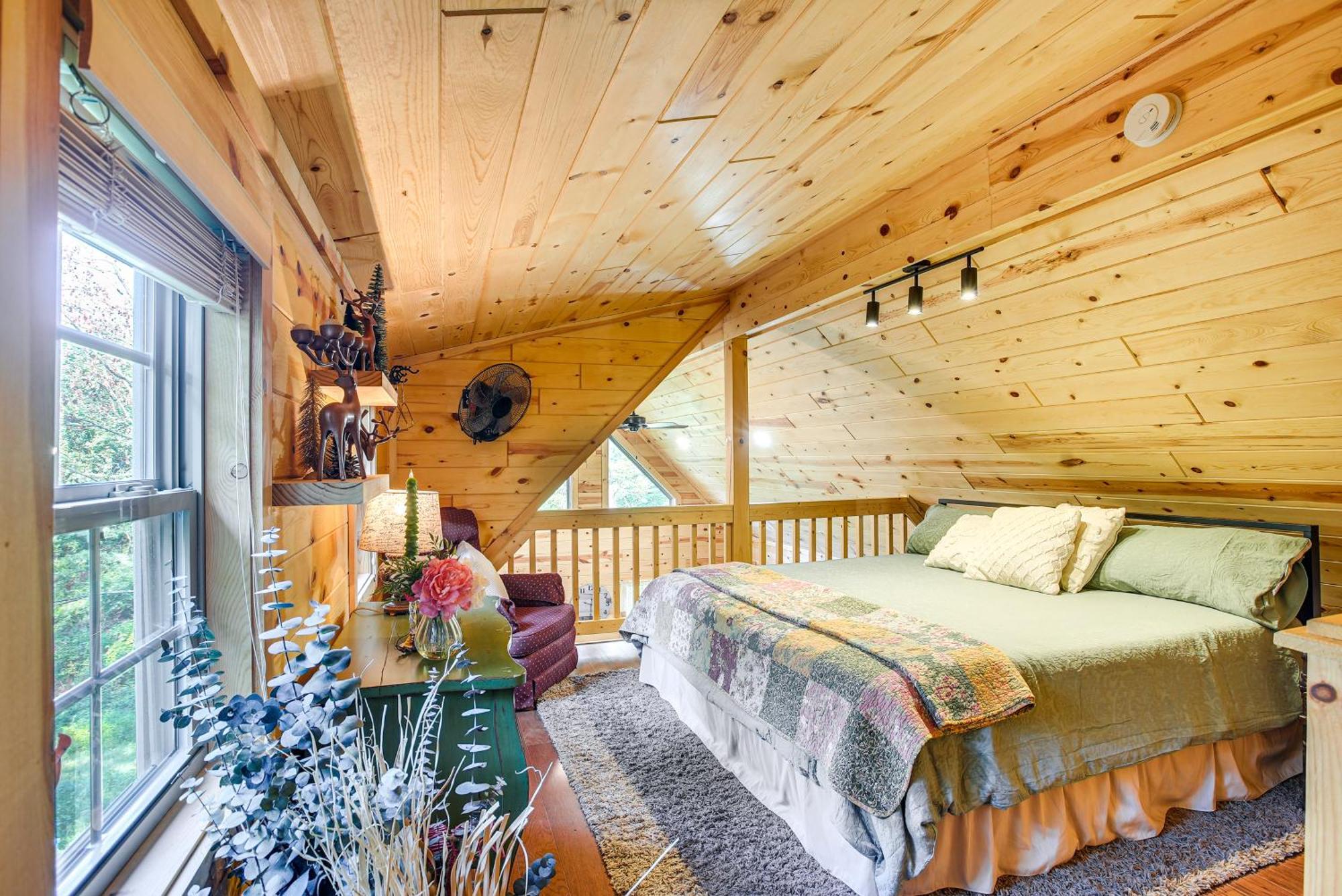 Idyllic Cabin In The Heart Of Hocking Hills Rockbridge Eksteriør bilde