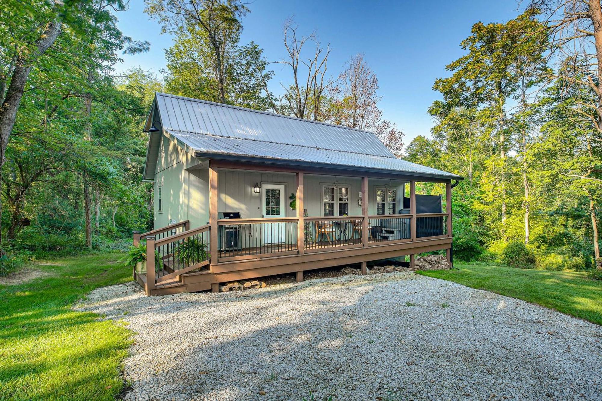 Idyllic Cabin In The Heart Of Hocking Hills Rockbridge Eksteriør bilde