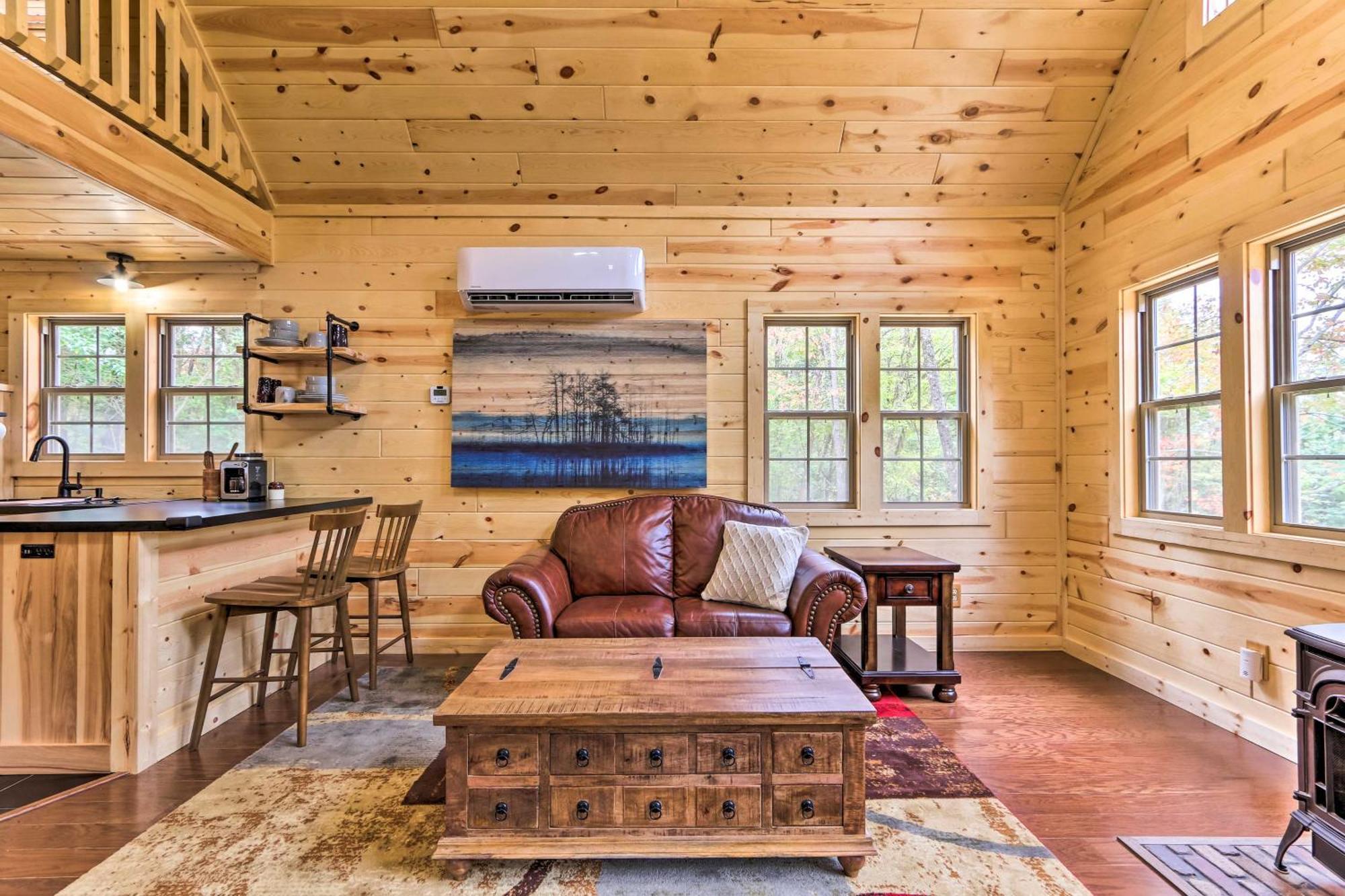 Idyllic Cabin In The Heart Of Hocking Hills Rockbridge Eksteriør bilde