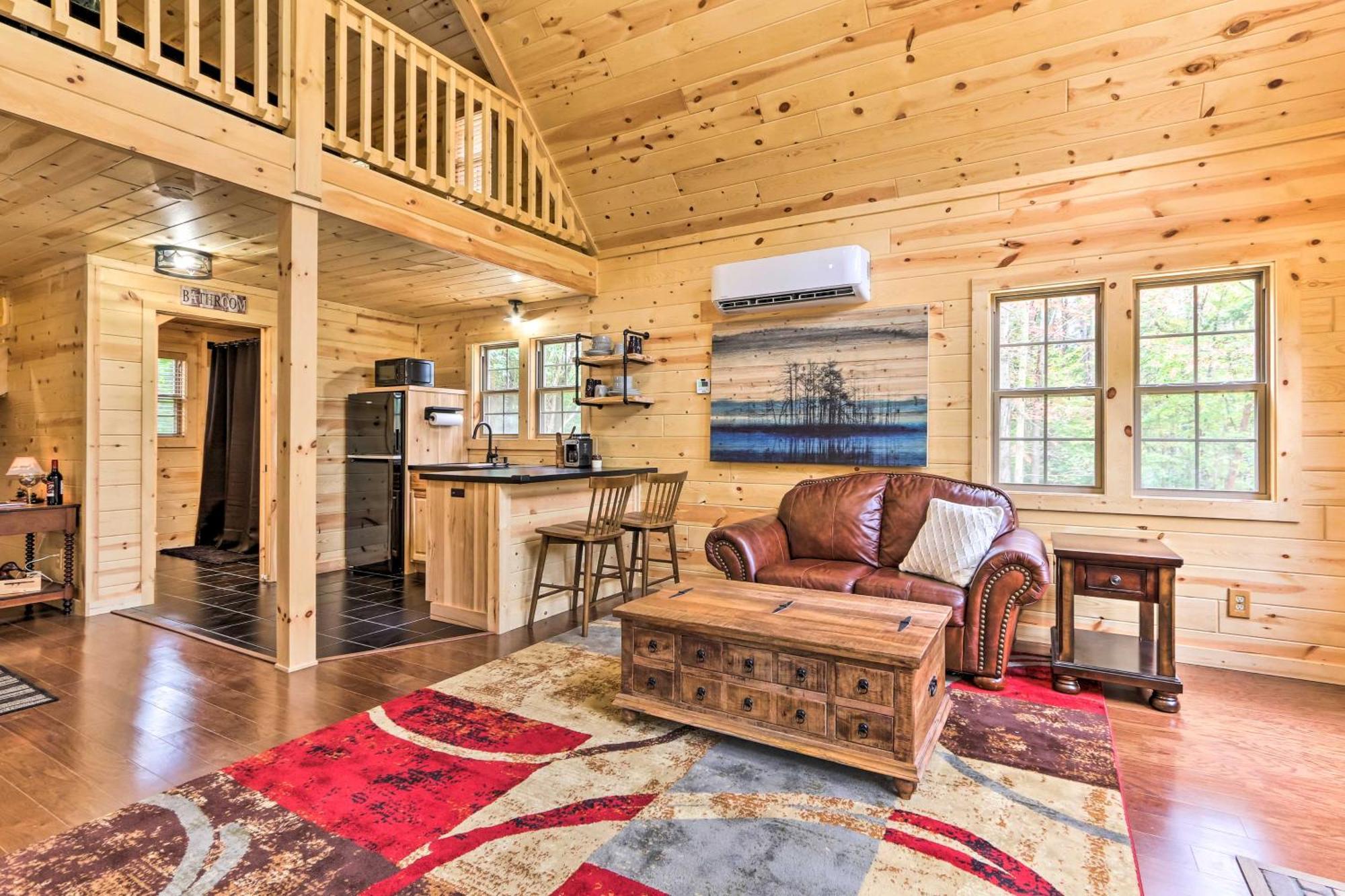 Idyllic Cabin In The Heart Of Hocking Hills Rockbridge Eksteriør bilde